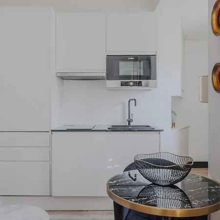 Charming Studio 2p Courcelles Lejlighed